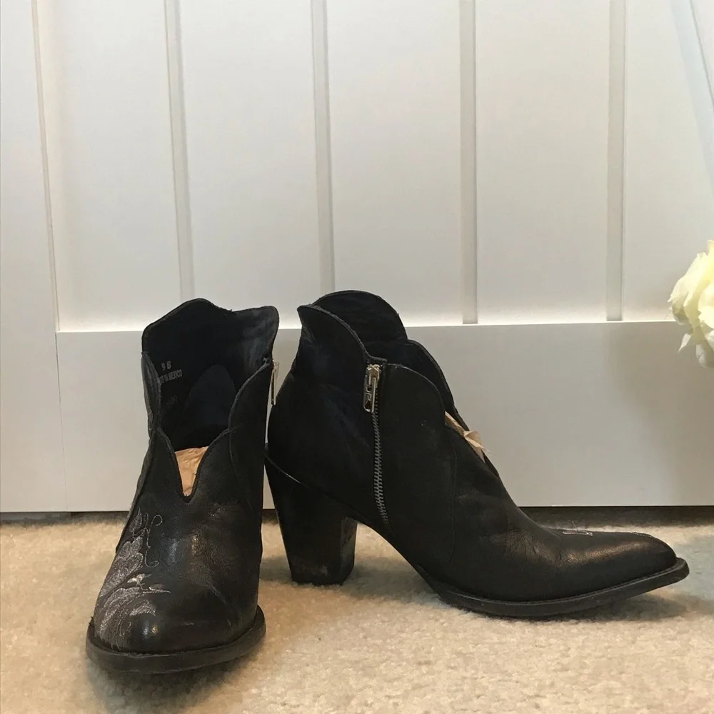 Old Gringo Black Suede Floral Embroidered Ankle Boots